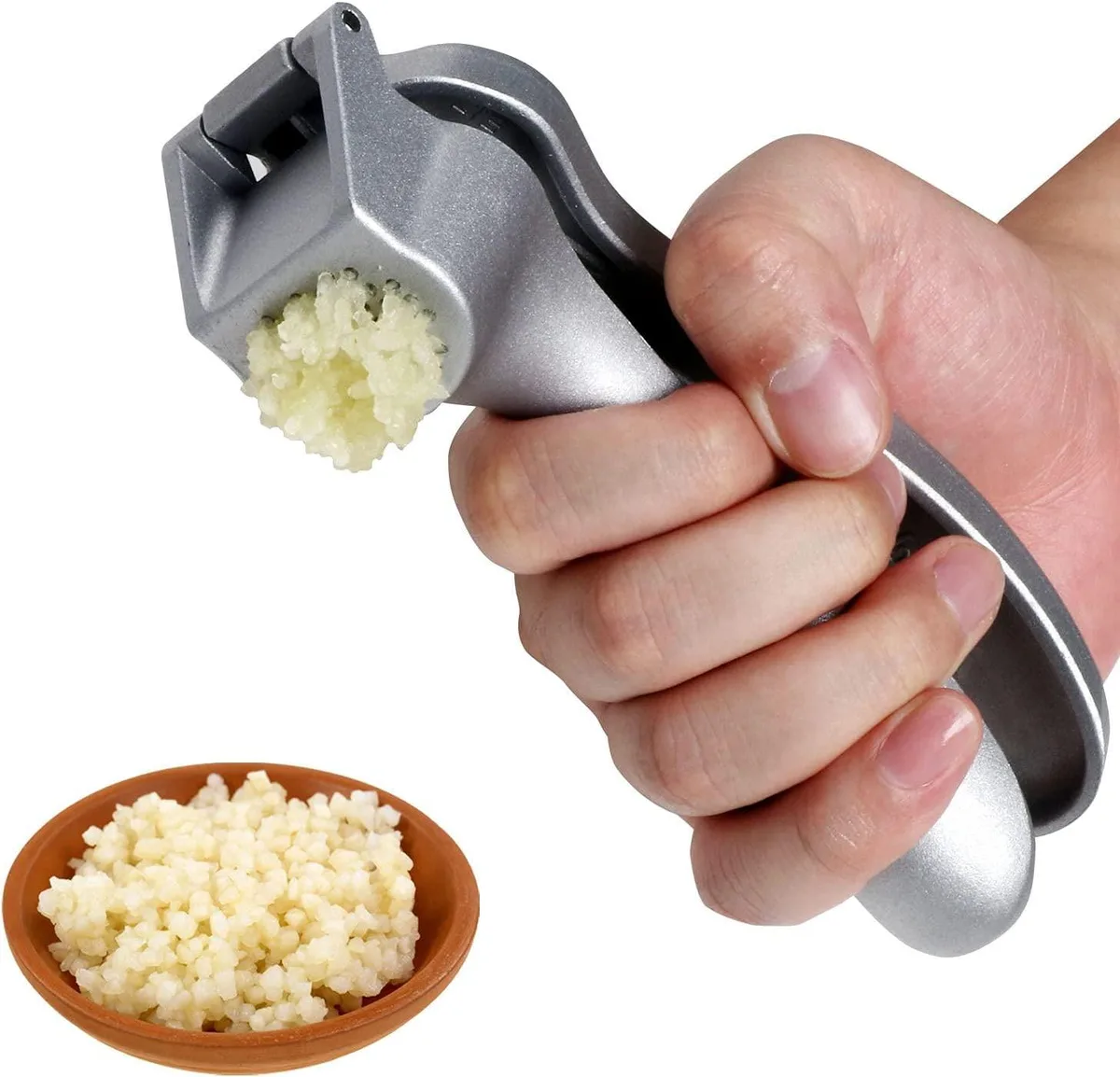 Aluminium garlic press with ergonomic handles and cleaning brush