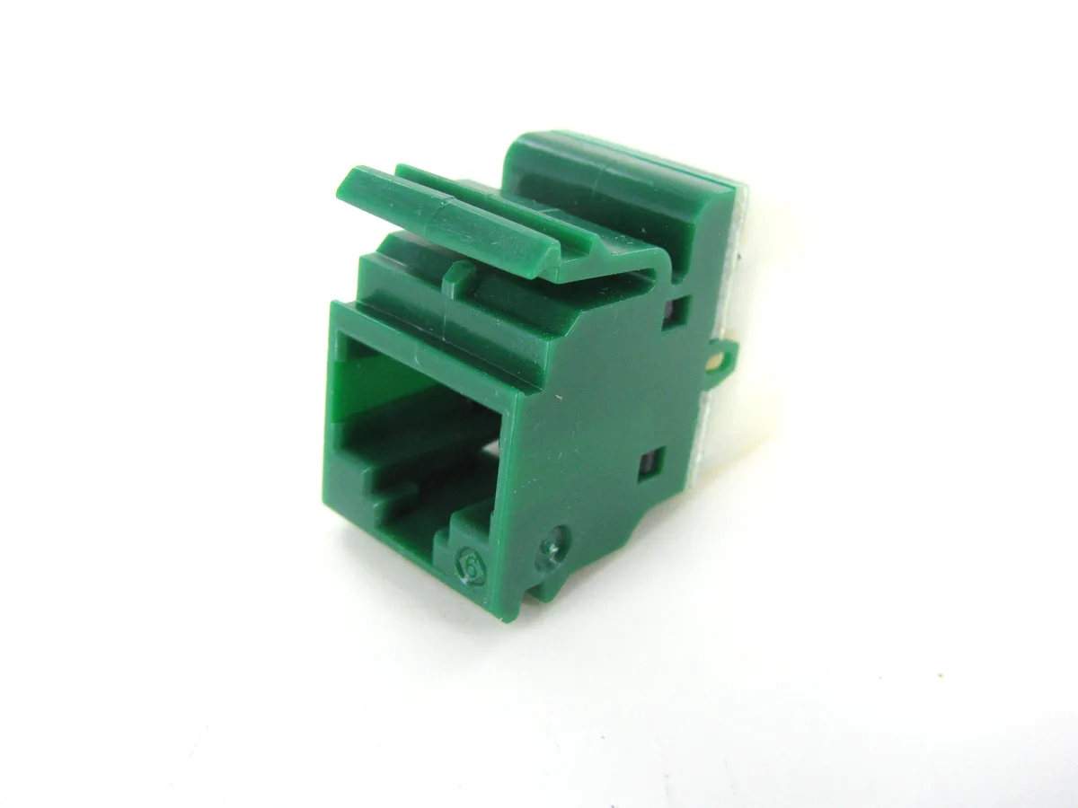 The Siemon Company The Siemon Company MX6-F07 Cat6 RJ45 Flat Modular Jack Green — product photo