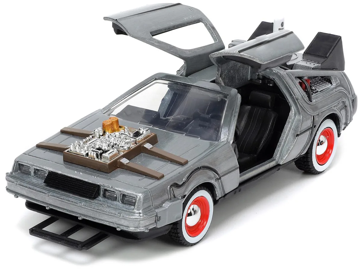 Jada Jada DeLorean DMC Time Machine Brushed Metal Back to the Future Part III 1/32 Diecast Vehicle 32290 — product photo