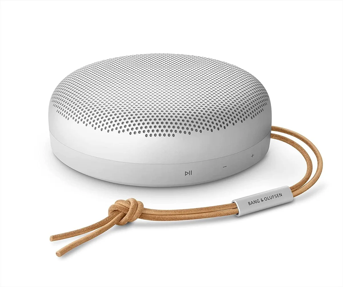 Bang & Olufsen Bang & Olufsen Beosound A1 2nd Gen Grey Mist home audio speaker — product photo