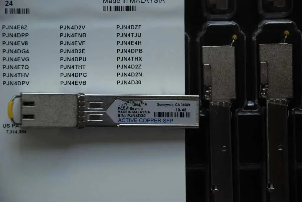 Supersuperuncle Supersuperuncle server power supply for Finisar FCLF-8521-3 SFP module — product photo