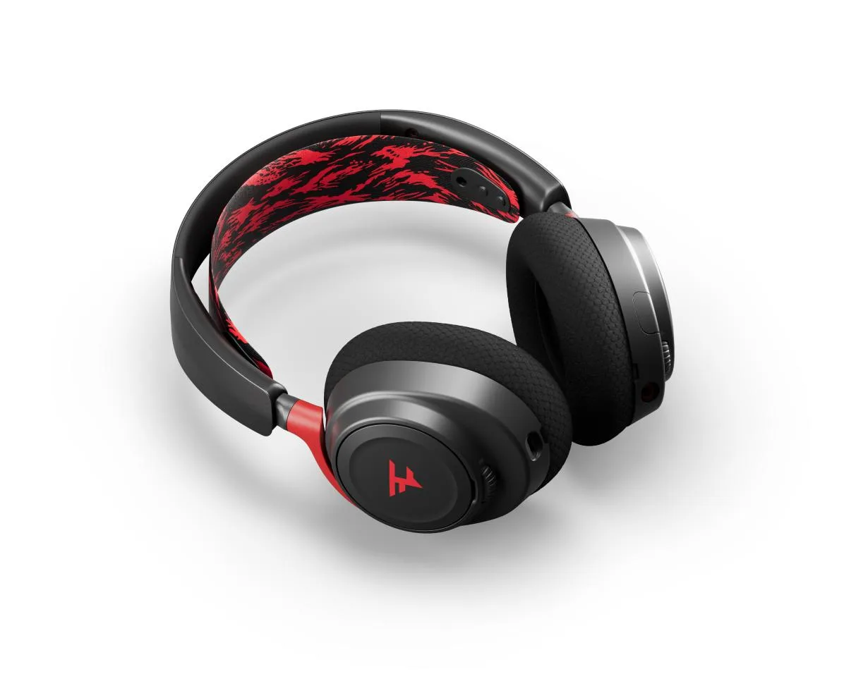 SteelSeries SteelSeries Arctis Nova 7 Faze Clan Edition gaming headset — product photo