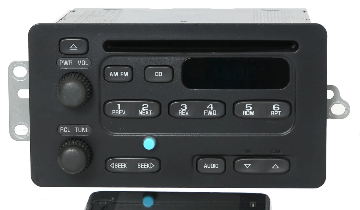 1 Factory Radio 1 Factory Radio 10309459 AM FM CD Bluetooth Receiver 2000-2005 Chevy Cavalier Malibu — product photo