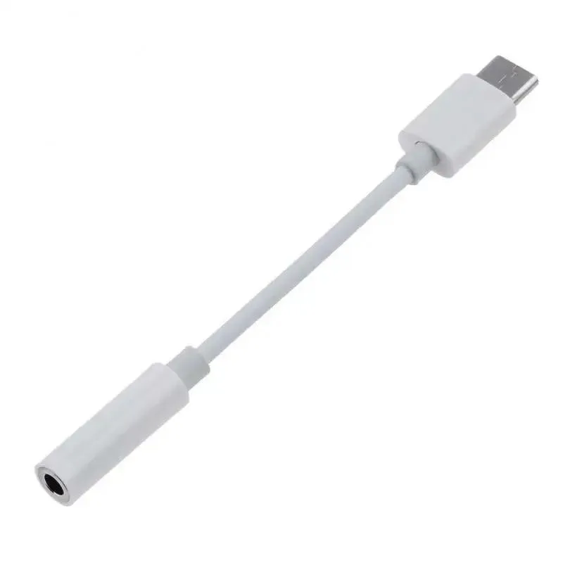 Defendwe Defendwe USB-C to 3.5 mm Audio Adapter with Charging Port — product photo