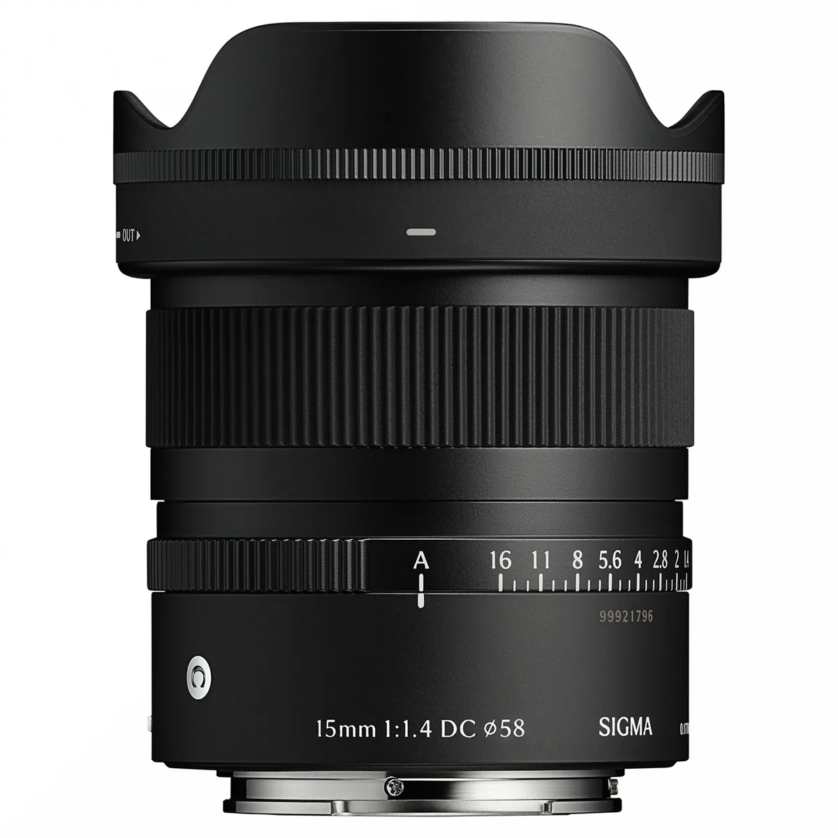 Compact black Sigma 15mm f/1.4 lens for Sony E mount, 64.8mm long, 220g