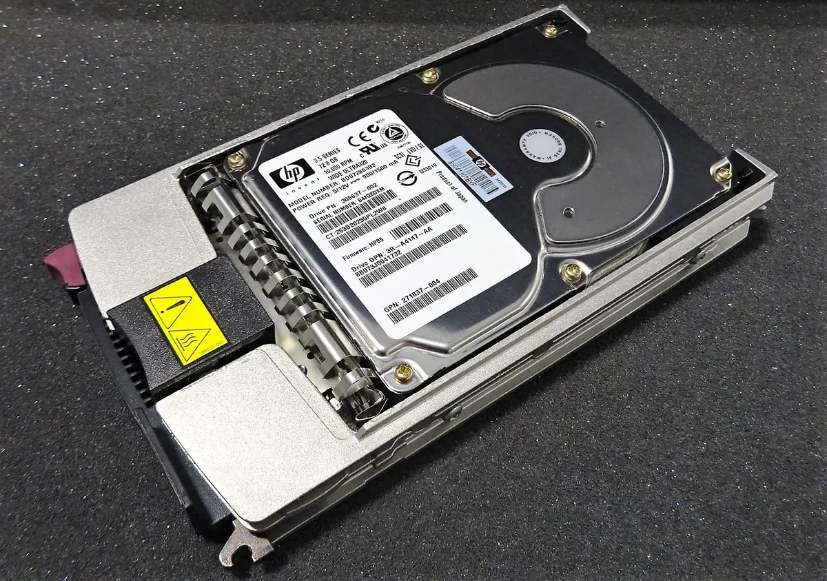 HP HP BD0726SA22 72.8GB 10000RPM 3.5" Ultra320 SCSI internal hard drive — product photo