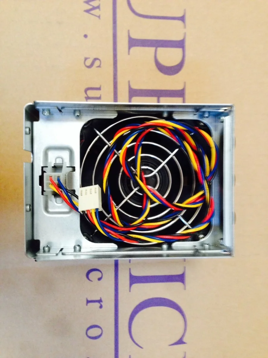 Supermicro Supermicro MCP-320-00046-0N-KIT rear fan kit 8.2K RPM 92 mm server accessory — product photo
