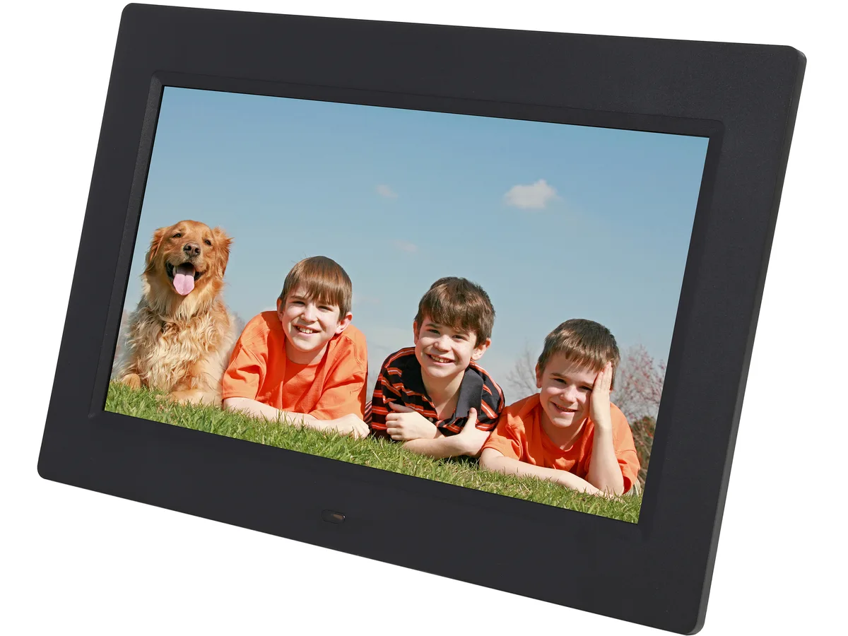 Aluratek Aluratek ADMPF310F 10" 1024 x 600 digital photo frame 4GB — product photo