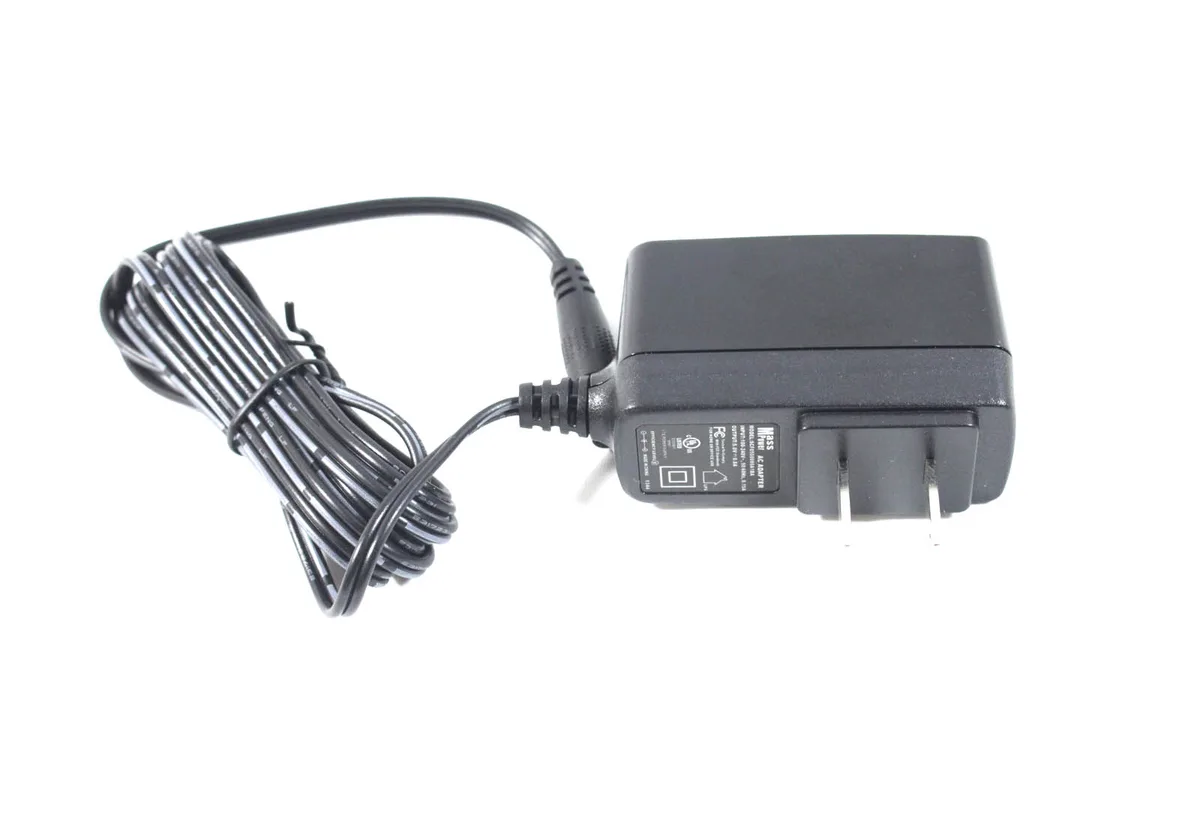 Avaya Avaya E129 SIP Deskphone AC Power Adapter 5V 0.8A 700507152 — product photo