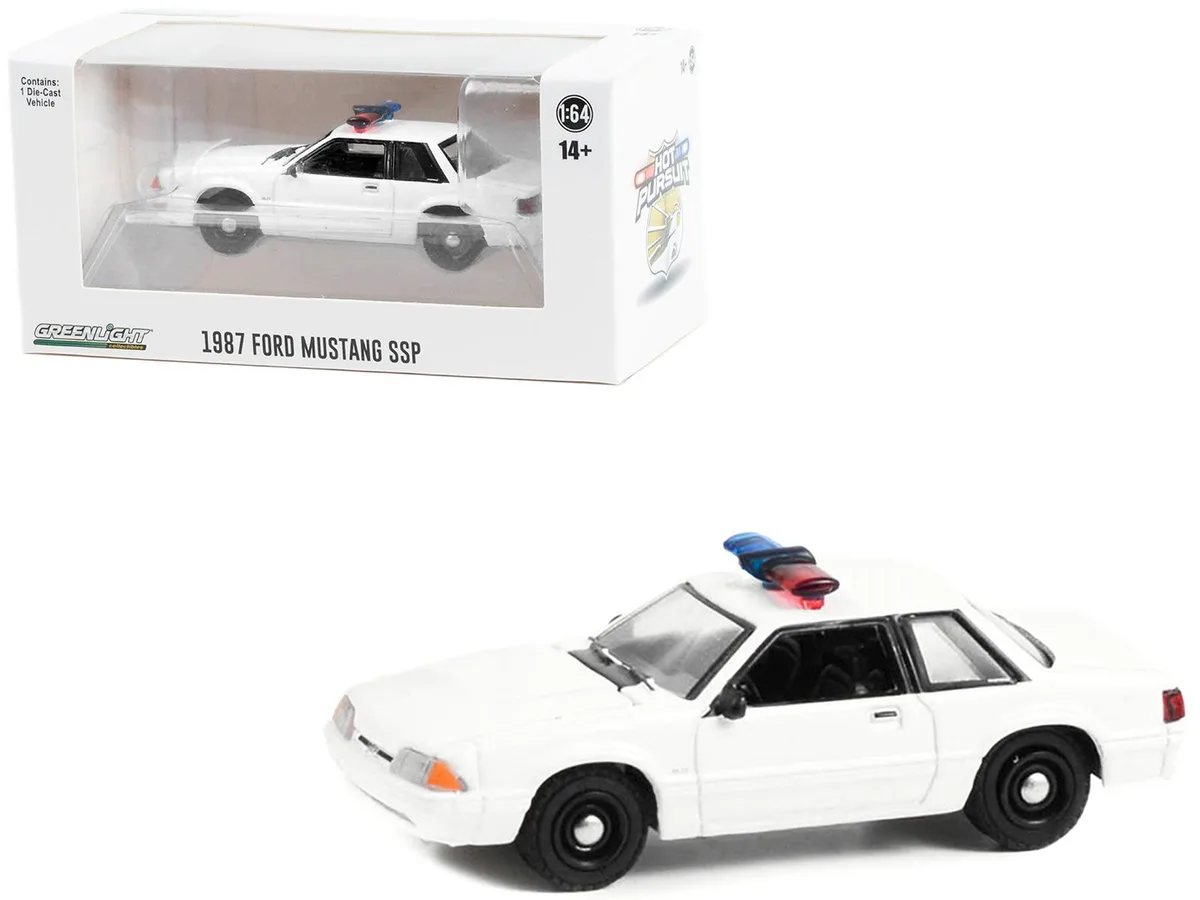 GREENLIGHT GREENLIGHT 1987-1993 Ford Mustang SSP White Police Car Hot Pursuit Hobby Exclusive 1/64 hobby collectible — product photo