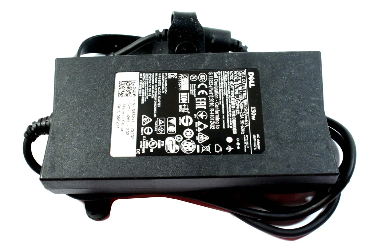 DELL DELL LA130PM121 130W 19.5V 6.7A ac adapter — product photo