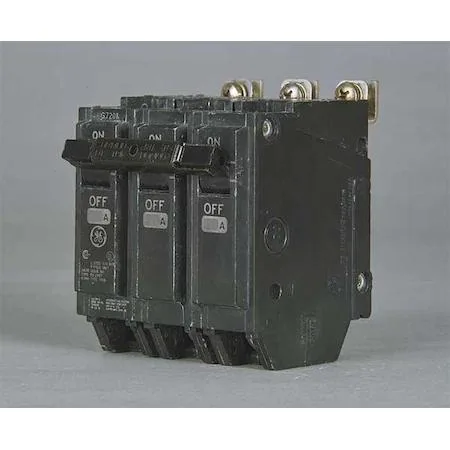 GE GE THHQB 30 A 3 Pole 240 V AC Circuit Breaker — product photo