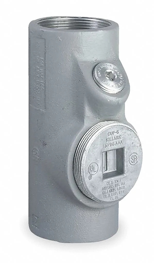 Gray iron threaded conduit fitting with female ends
