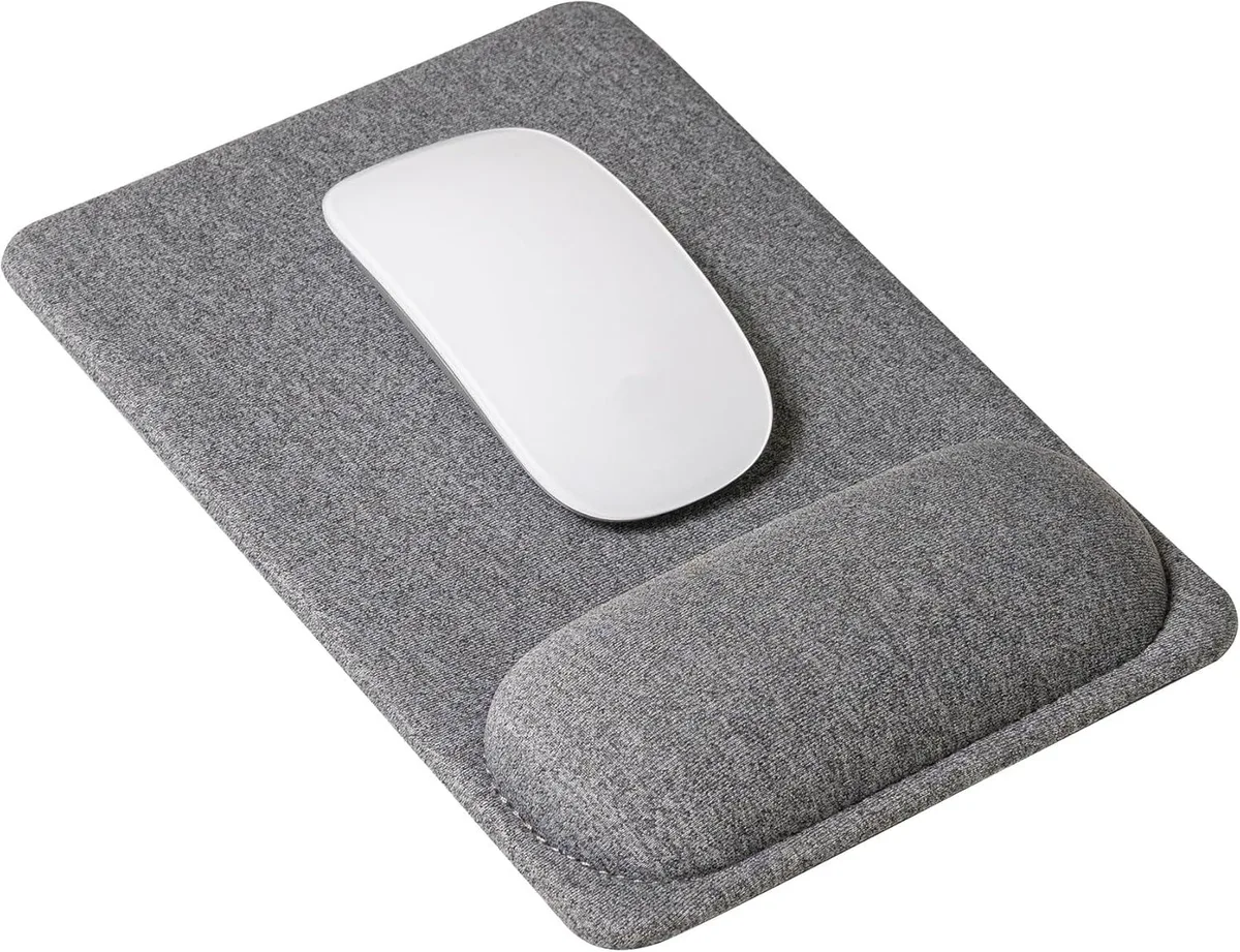 BAOFENG BAOFENG SenseAGE Ergonomic Mouse Pad Wrist Rest Grey 8.9 x 6.1 in — product photo