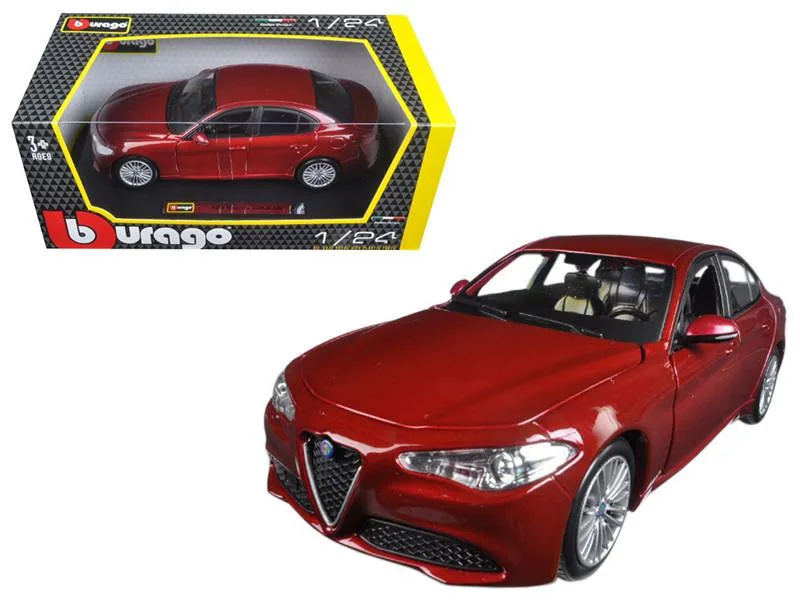 BBURAGO BBURAGO 2016 Alfa Romeo Giulia Burgundy 1/24 Diecast Model Car — product photo