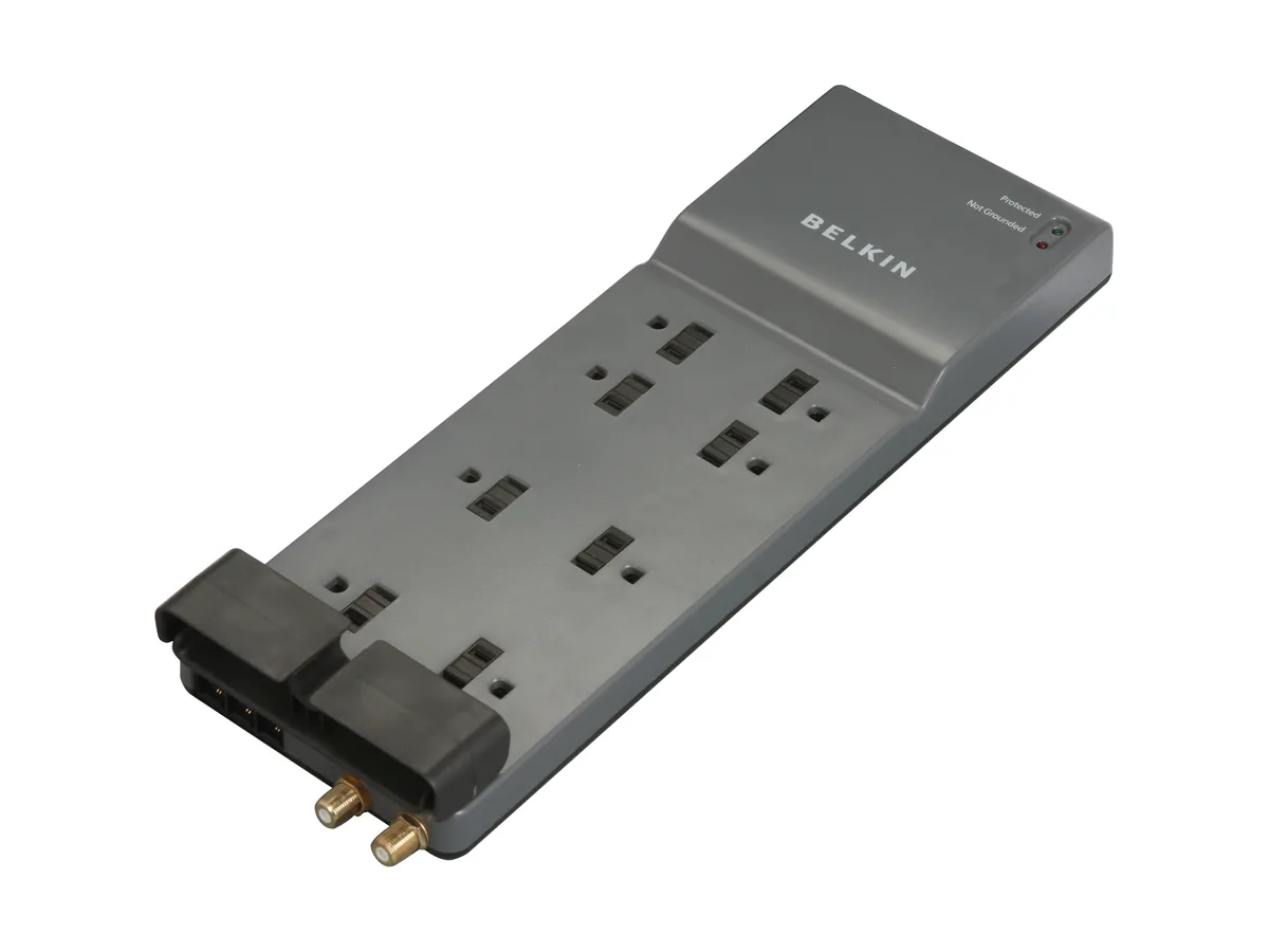 Belkin Belkin BE108230-06 8-Outlet Surge Protector 6ft 3390J — product photo