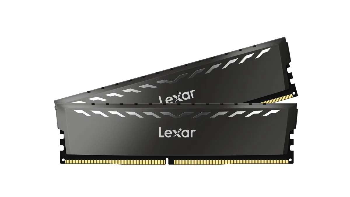 Lexar Lexar THOR 32GB (2x16GB) DDR4 3200MT/s CL16 1.35V Black Heatsink Desktop Memory — product photo