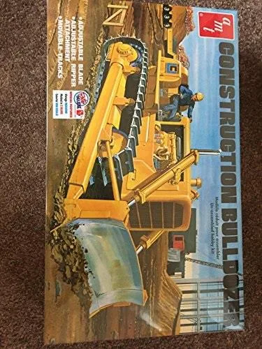 AMT AMT 1086 1/25 Construction Bulldozer Kit — product photo