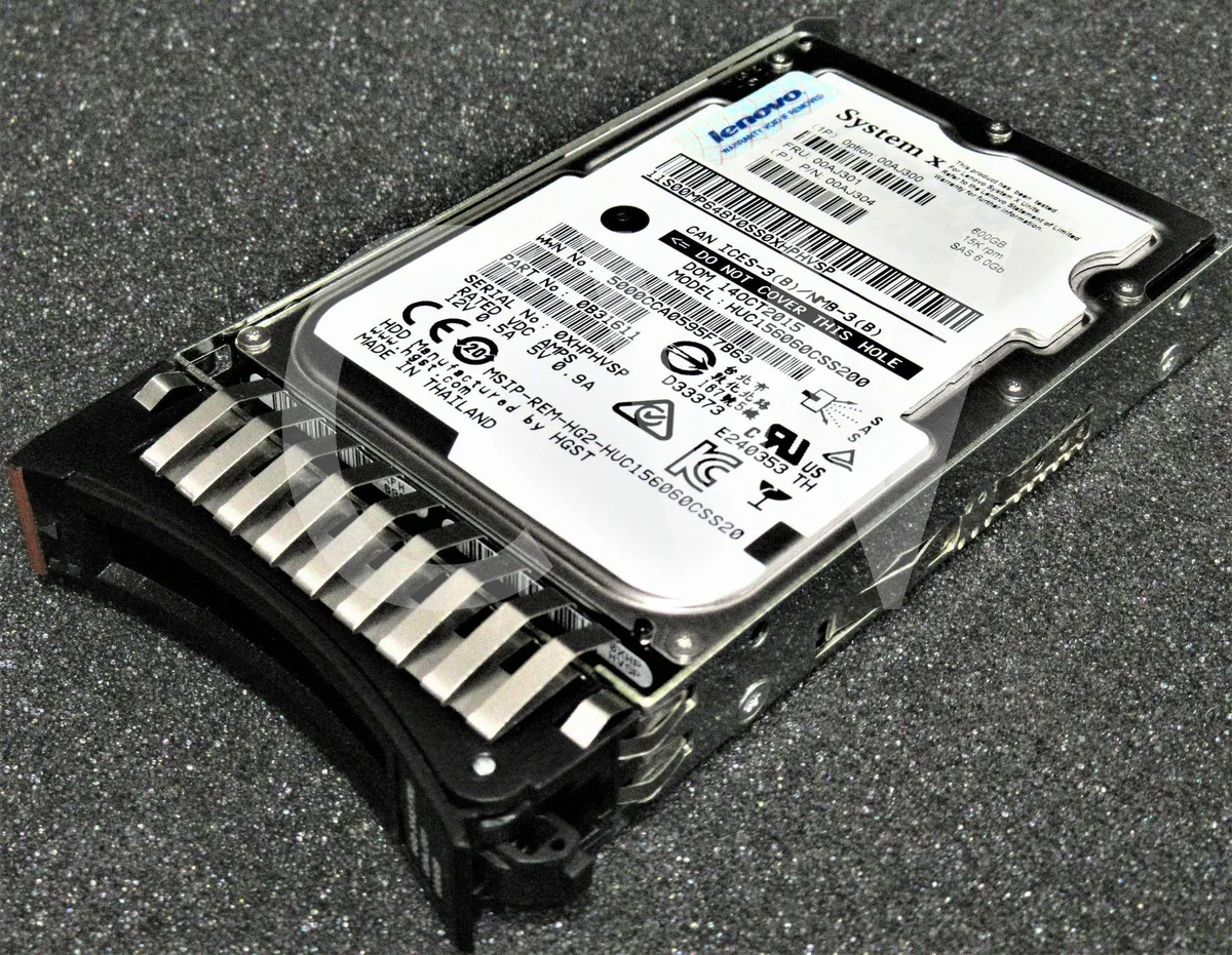 IBM IBM HUC156060CSS200 00AJ301 00AJ300 00AJ304 600GB 15000RPM 2.5" SAS internal hard drive — product photo