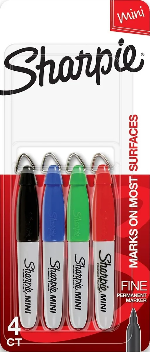 Four small capped markers in assorted colours, blister packed