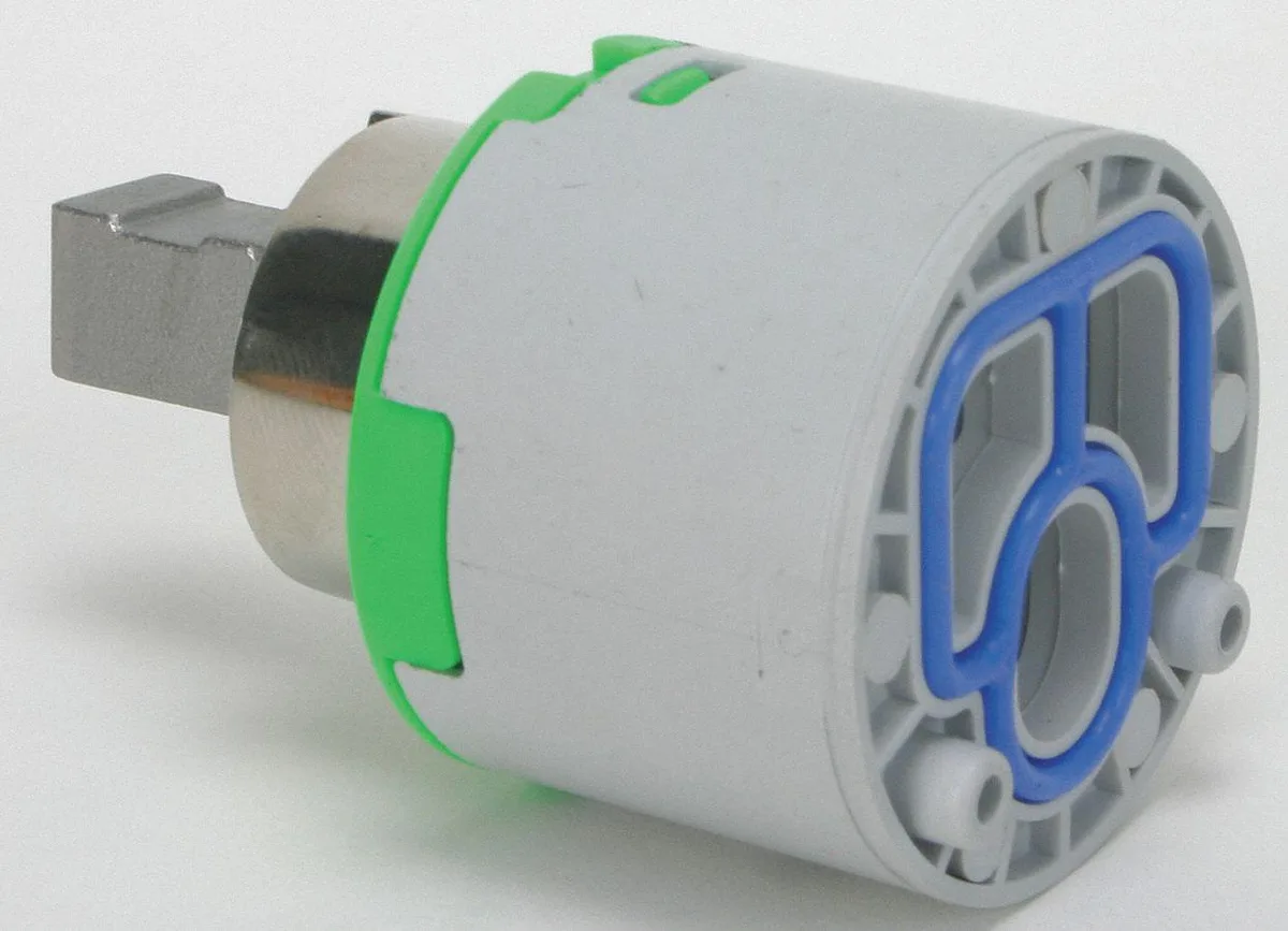 Brass cartridge with cylindrical body and threaded connections