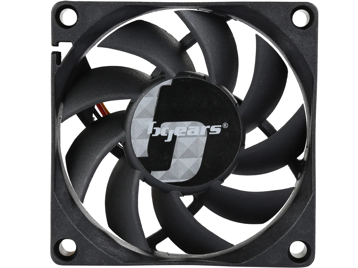 BGears BGears b-Blaster 70 70mm 15mm 4500 RPM 48 CFM 24 dBA 3-pin case fan — product photo