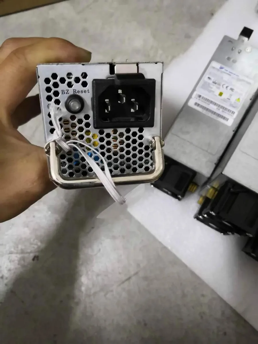 Supersuperuncle Supersuperuncle 500W 1+1 Redundant Server Power Supply — product photo