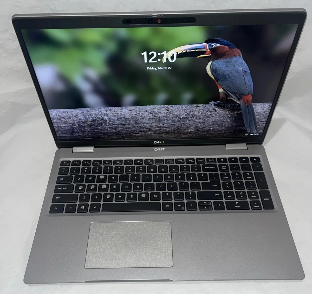 DELL DELL Latitude 5520 laptop i7-1165G7 16GB 512GB 15.6" FHD Grade B — product photo