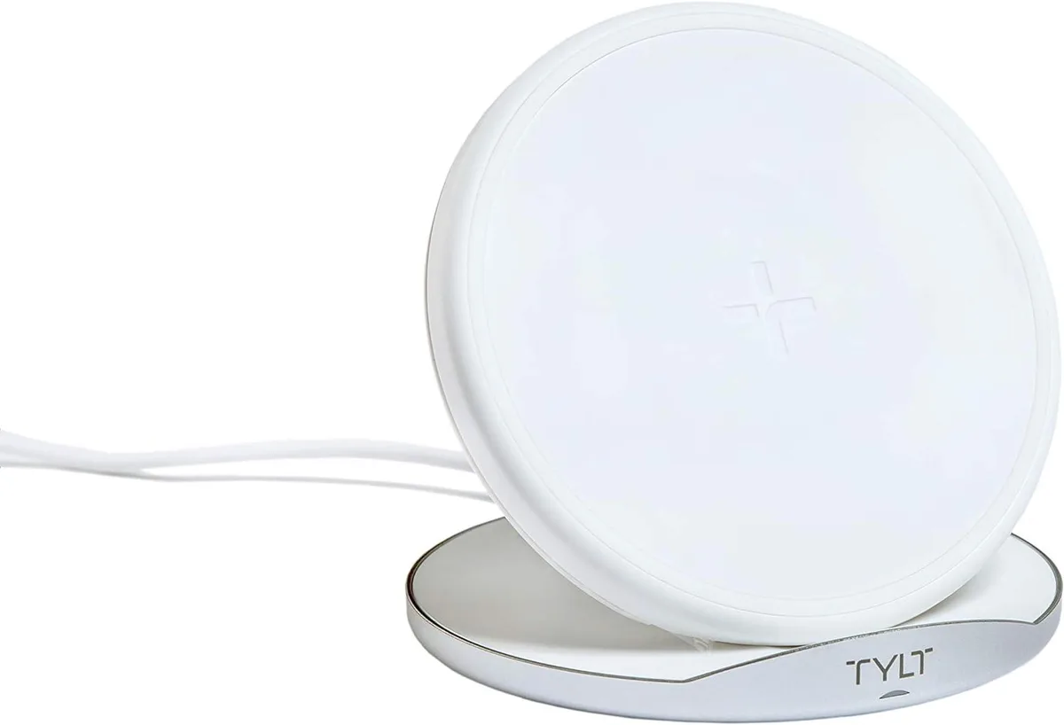 Tylt Tylt Crest Convertible Pad Stand Wireless Charger White — product photo