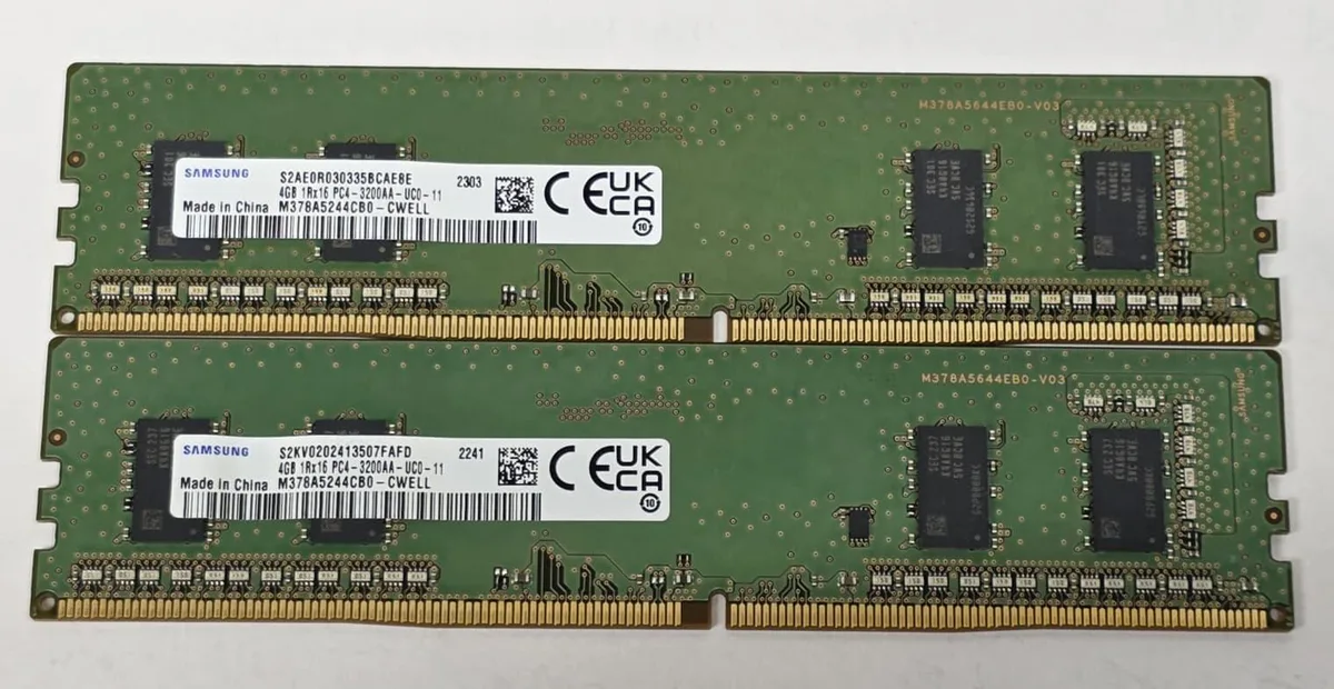 Lenovo Lenovo 8GB (2x4GB) DDR4 3200MHz PC4-25600 Desktop RAM UDIMM Kit Samsung M378A5244CB0-CWE — product photo