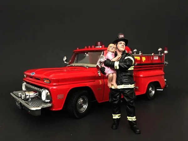 American Diorama American Diorama Firefighter Saving Life with Baby Figurine 1:18 — product photo