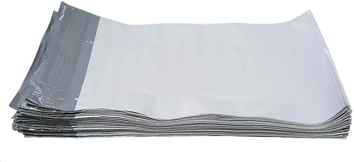 White matte poly mailers, stack of 100, 6 by 9 inches, self-sealing flaps