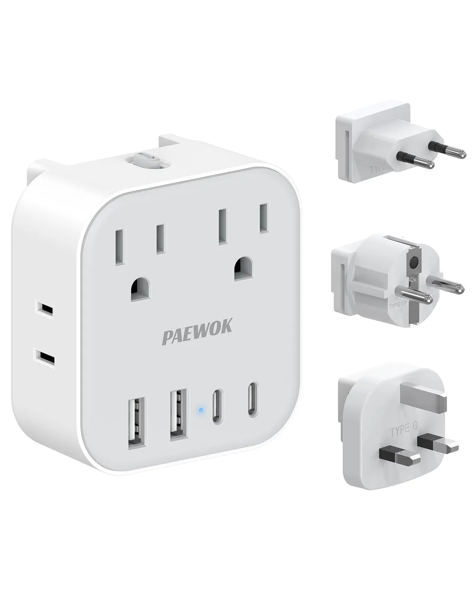  PAEWOK WPS-18B-3 8-in-1 Travel Power Adapter White — product photo