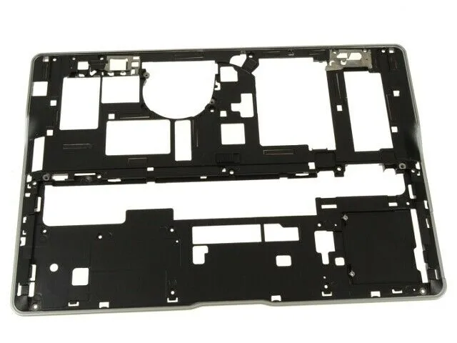 DELL DELL Latitude 6430u Bottom Base Cover Assembly Chassis wSC slot 7M3D0 accessory — product photo