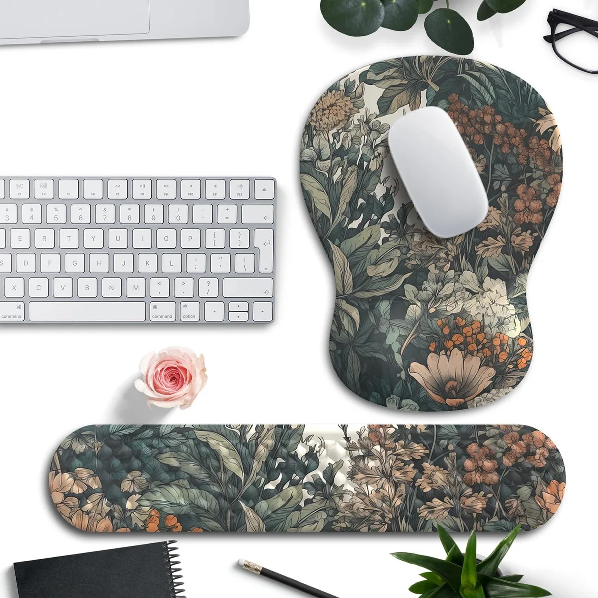 Emerson Emerson Boho Aesthetic Vintage Wildflowers Wrist Rest Set mouse pad — product photo