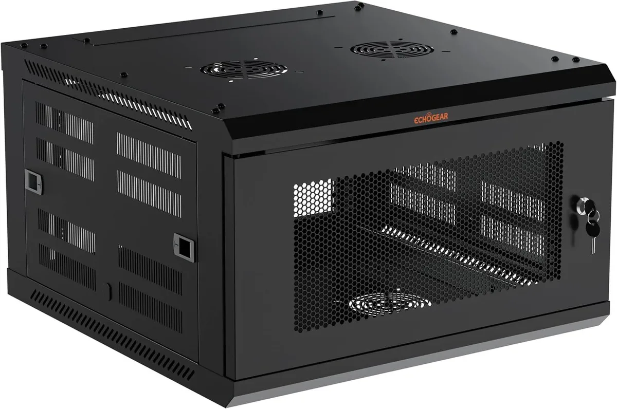 TAURKENAM TAURKENAM 6U Enclosed Wall Mount Server Rack 600mm Depth — product photo