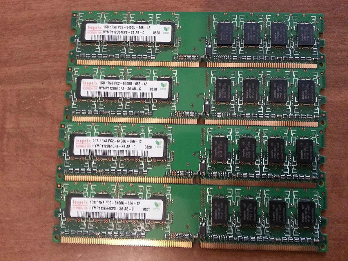 SK hynix SK hynix 4GB DDR2 PC2-6400U 800MHz 240-pin desktop RAM — product photo