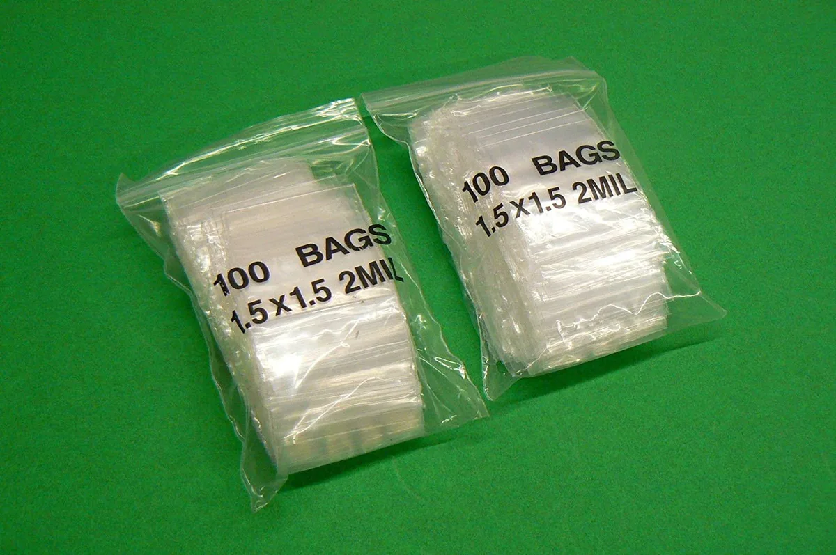 Amamax Amamax 200 Clear Reclosable Zipper Bags 1.5x1.5 2 Mil — product photo