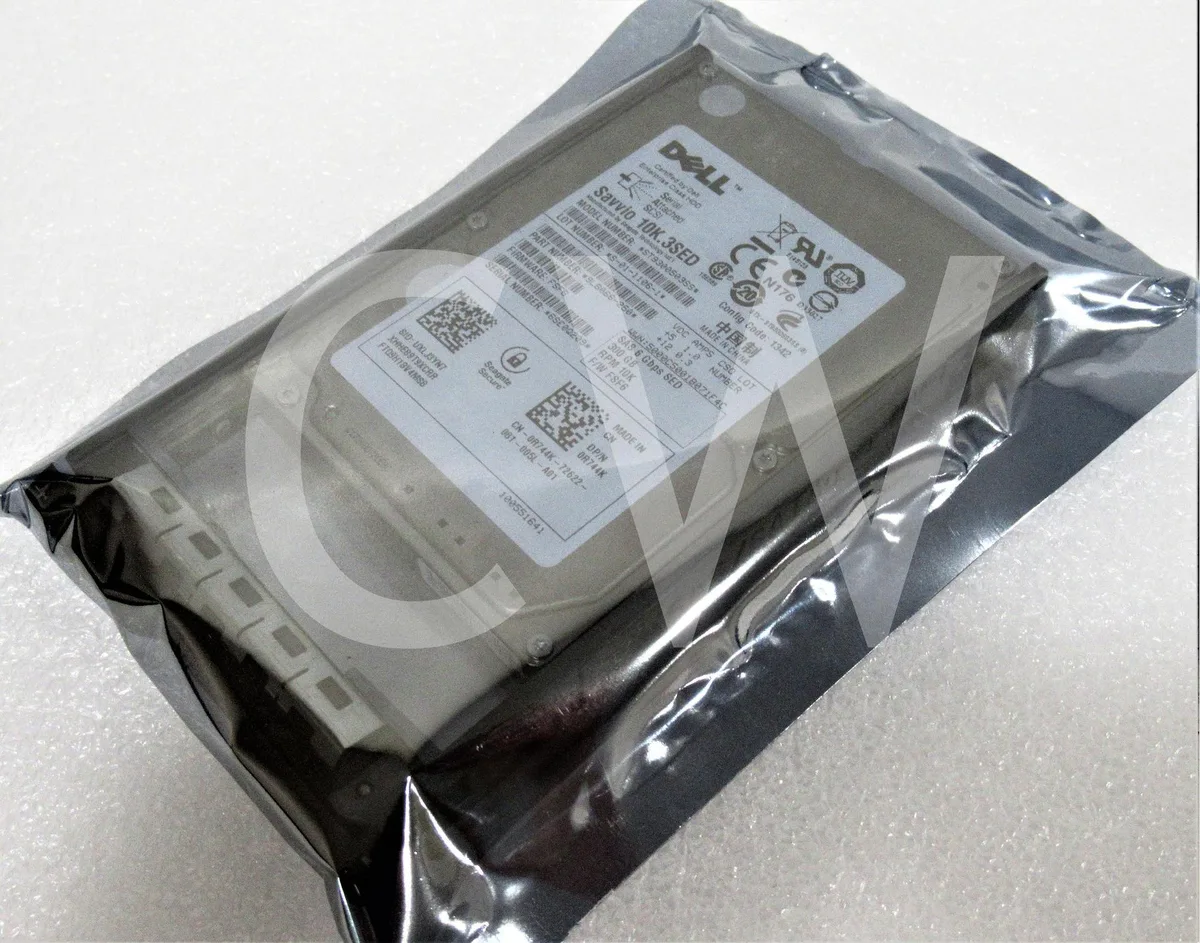 DELL DELL SAVVIO ST9300503SS 300GB 10000RPM SAS 2.5" internal hard drive with tray — product photo
