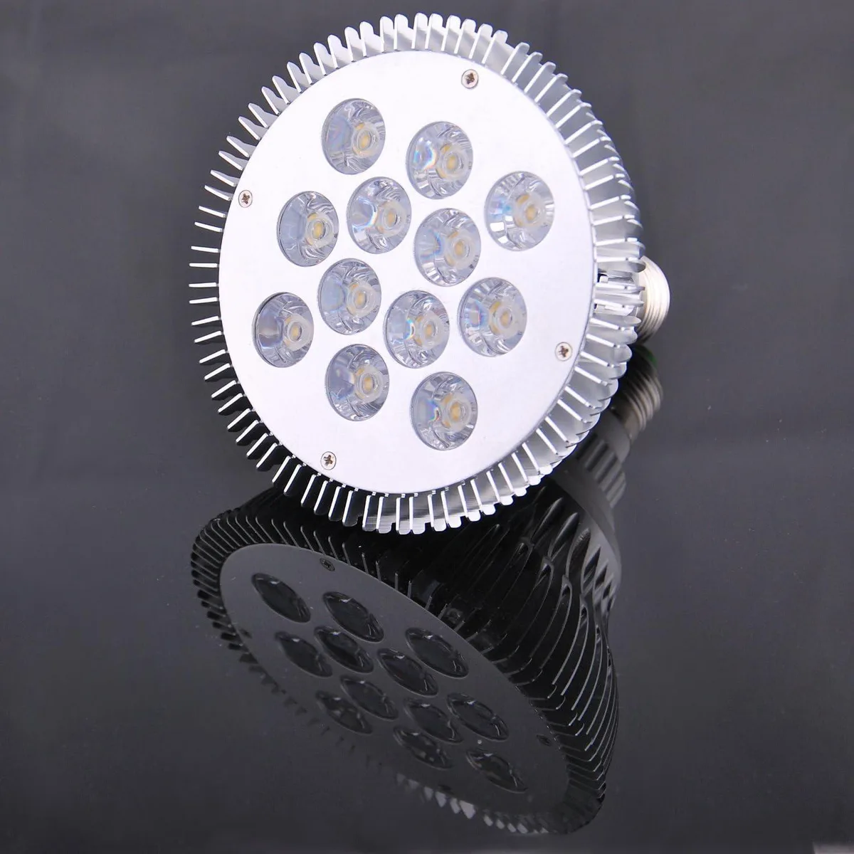 JacobsParts Inc. JacobsParts Inc. PAR38-2800K-12 12W 1150lm E26/E27 Flood — product photo