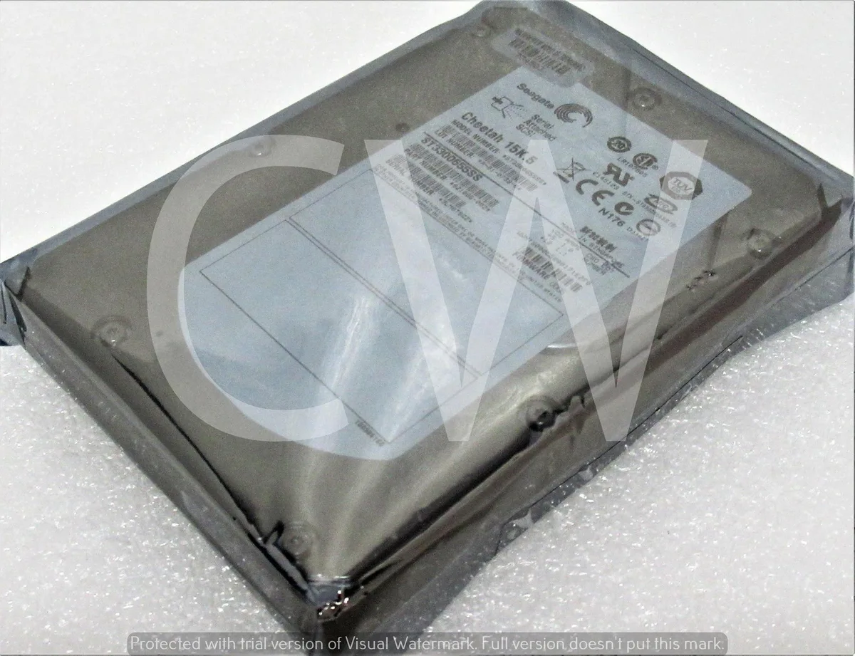Seagate Seagate ST3300655SS 921066-002 300GB 15000RPM 3Gbps 3.5" SAS internal hard drive — product photo