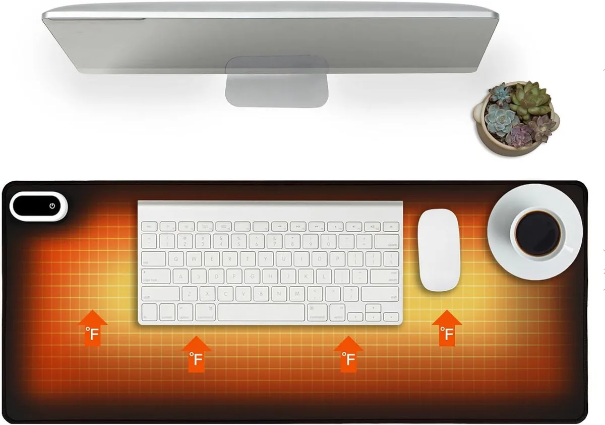 Brainwavz Brainwavz Heated Mouse Pad 31.5 x 13 inch Black 5 Heat Levels 86-122°F — product photo