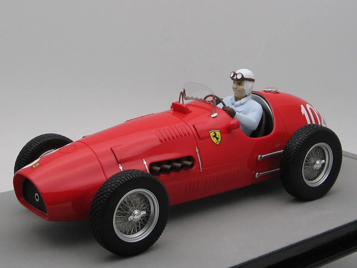 Tecnomodel Tecnomodel Ferrari 500 #102 Nino Farina 1952 1/18 Ltd 55 pcs hobby collectible — product photo