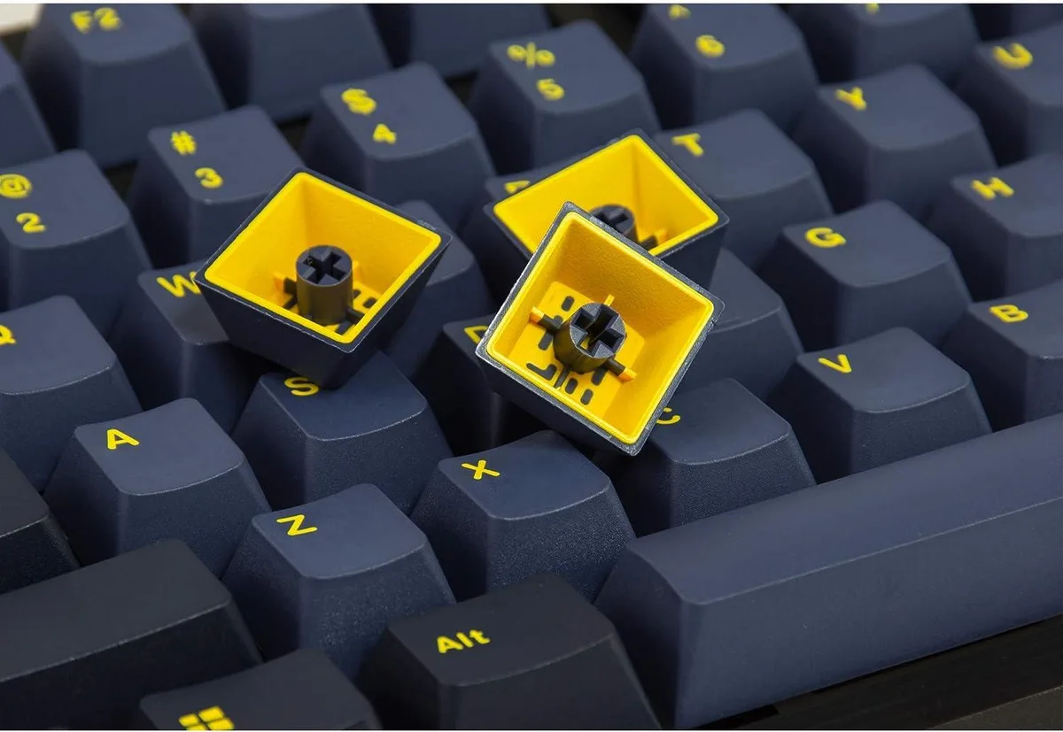 Mistel Mistel Doubleshot PBT Keycaps 108+11 Keys Glaze Blue 6.25U Space Bar — product photo
