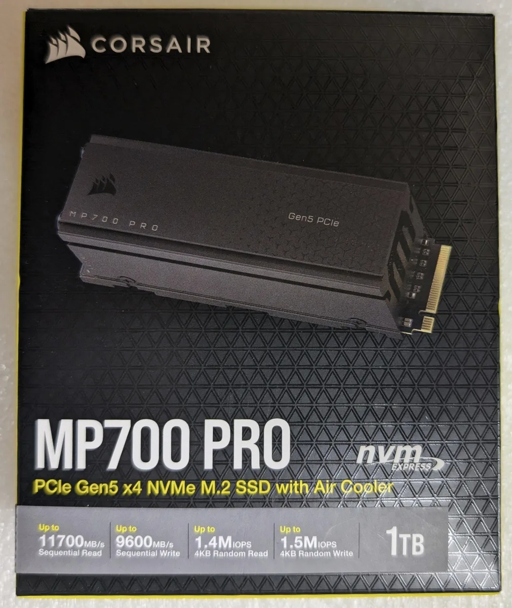 Corsair Corsair MP700 PRO 1TB with Air Cooler internal SSD — product photo