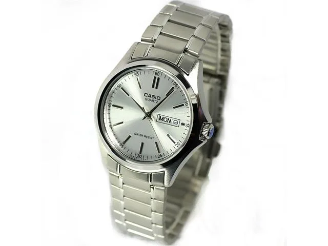 Silver round analog watch with stainless steel bracelet, clean dial and day-date window