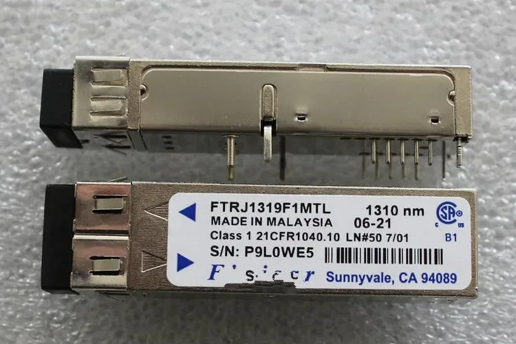 Supersuperuncle Supersuperuncle FTRJ1319F1MTL SFP module with pins — product photo
