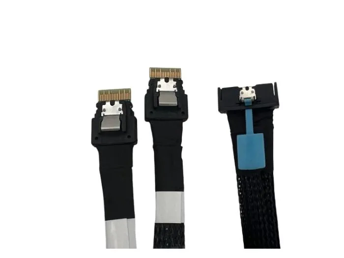 Athena Power Athena Power CABLE-MC8SS25 MCIO 8i to 2× SlimSAS 25cm — product photo