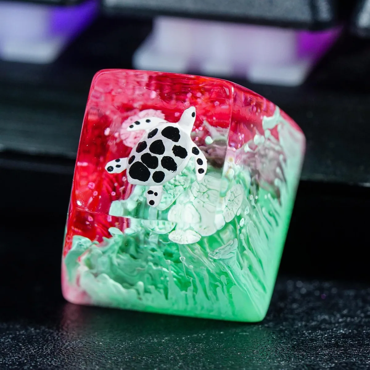 ARCTIC ARCTIC Artisan Keycap Sea Turtle R1 SA 15.6 mm 2 in 1 accessory — product photo