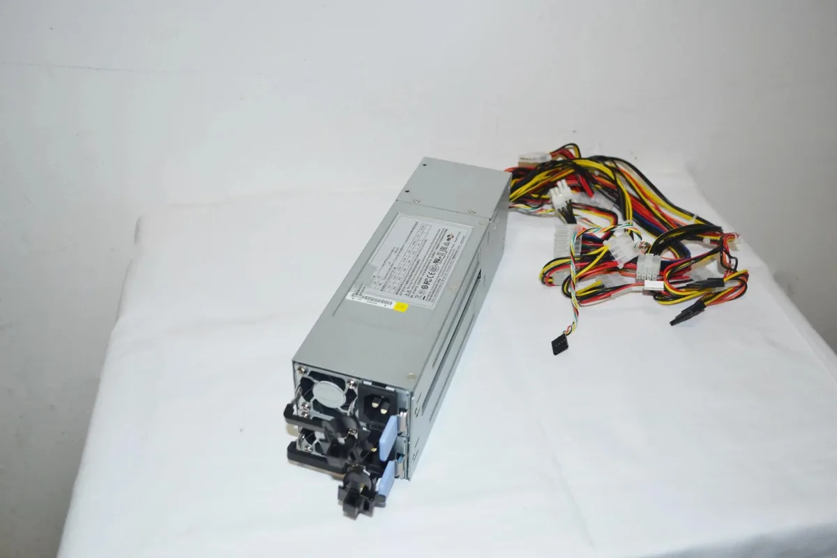 Supersuperuncle Supersuperuncle 550W GW-CRPS 2UPS550 Server Dual Power Supply — product photo